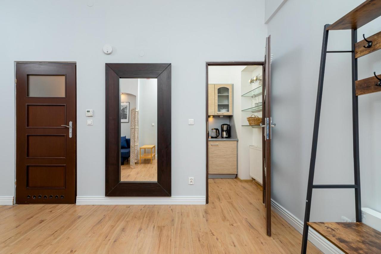 Kazimierz Apartments Near Wawel Royal Castle By Renters Красков Екстериор снимка