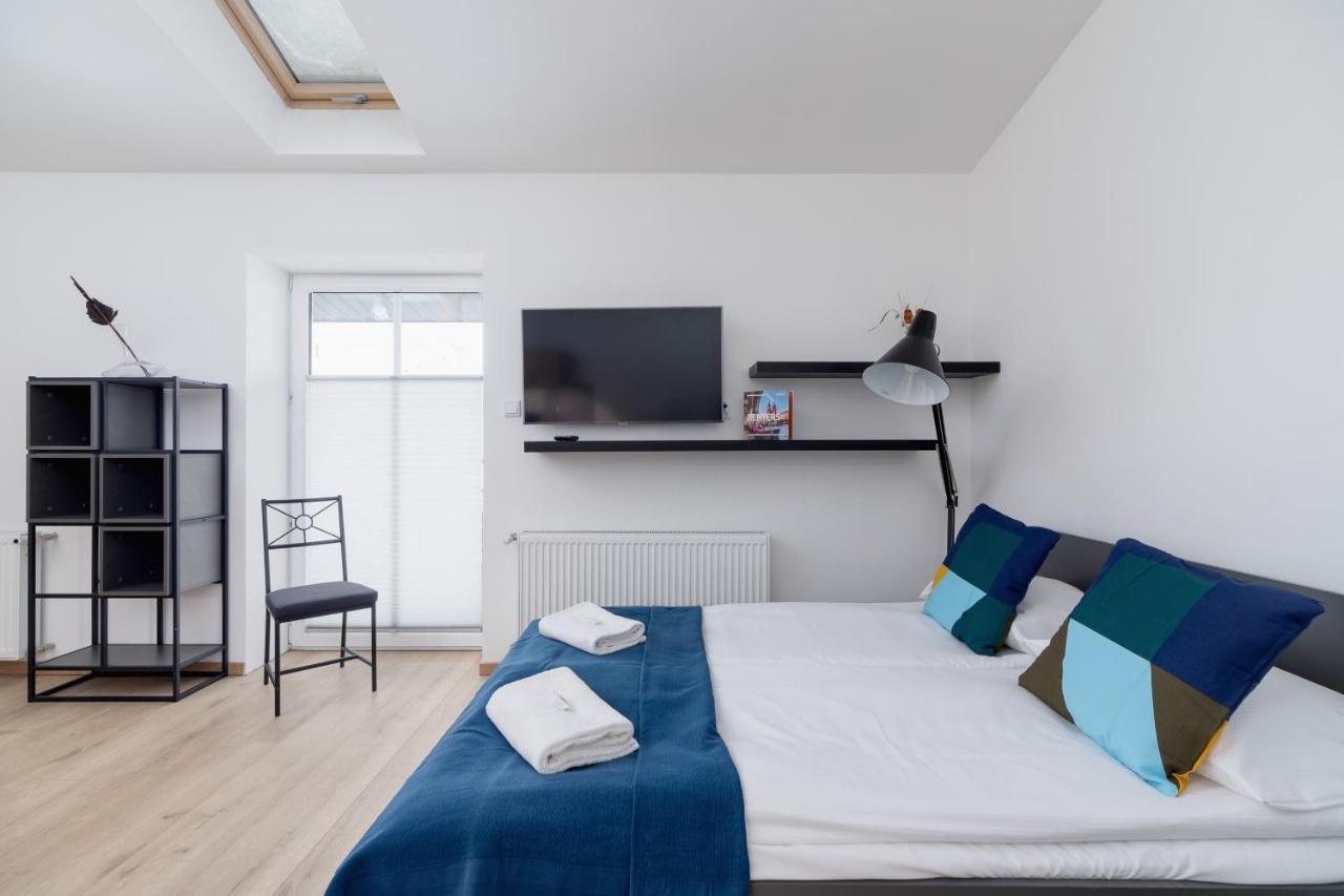 Kazimierz Apartments Near Wawel Royal Castle By Renters Красков Екстериор снимка